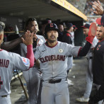 Guardianes vencen 7-5 a Tigres con cuatro hits extrabases en la décima