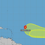 Tormenta Gabrielle continúa su paso por el océano Atlántico