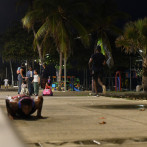 De vuelta a la calma: capitaleños se concentran en el malecón luego de fuertes lluvias este viernes