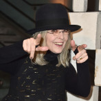 El otro lado de Diane Keaton: entre libros, moda y vino con hielo