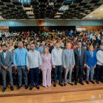 Gobierno lanza “Tarjeta Joven”, un programa para estudiantes de escasos recursos