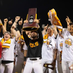 Gigantes contratan a Tony Vitello como mánager, un coach universitario sin experiencia profesional