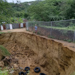 Socavón deja incomunicadas comunidades en zona sur Santiago