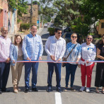 Collado entrega 11 calles asfaltadas en la Ciudad Colonial