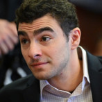 Defensa de Luigi Mangione pide anular pruebas en juicio por asesinato de CEO de aseguradora