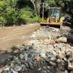 Declaran en emergencia zona afectada por ruptura de tubería en Santiago
