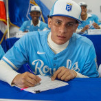 Gómez, Suárez y Lunar lideran las firmas internacionales de los Reales