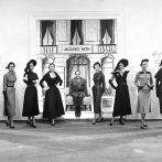 La primera pasarela: Historia de los desfiles de moda