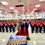 Abinader retoma agenda con graduación de agentes del CESAC.