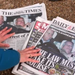 Policía registra mansión del expríncipe Andrés