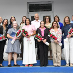 Colegio Santa Teresita reconoce a exrector de APEC y otros directores egresados del centro