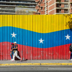 Venezuela anuncia excarcelación de más de 130 presos políticos en medio de diálogo con oposición
