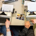 Maquinillas contra la Inteligencia Artificial en una universidad