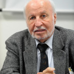 Muere exministro socialista francés Louis Besson a los 88 años