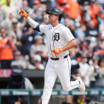 Carpenter, McKinstry y Vierling jonronean en la victoria de Detroit sobre los Cardenales