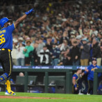 Arozarena da 1er. jonrón, Seattle corta una mala racha y vence 9-6 los Astros
