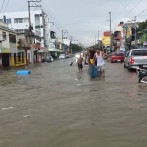 Lluvias vuelven a colapsar el drenaje pluvial en Santiago y provocan inundaciones