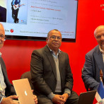 Euri Cabral pone a circular libro sobre Juan Luis Guerra en Feria del Libro de Bogotá