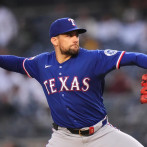 Eovaldi vuelve a frenar la racha de los Yankees y los Rangers ganan 6-1 para detener la mala racha
