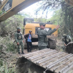Medio Ambiente dice que desmantela maquinarias para evitar extracción de materiales en río Ocoa