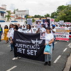 Sobrevivientes y allegados exigen recalificación del caso Jet Set en marcha hacia el Palacio de Justicia
