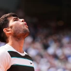 Carlos Alcaraz no competirá en Wimbledon por lesión en la muñeca derecha