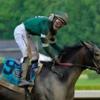 Golden Tempo, tras conquistar el Derbi de Kentucky, gana la edición 158 del Belmont Stakes