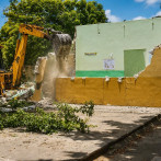 Inician demolición de la Escuela Básica Gregorio Luperón en San Luis