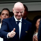 Federación Italiana de Fútbol retira también su confianza en reeleción del presidente de la FIFA