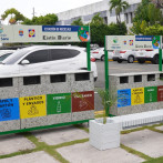 UCNE dona estaciones de reciclaje a Listín Diario para promover la educación ambiental