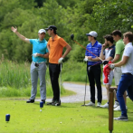 La juventud dominicana integrada a la práctica del golf