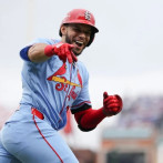 ¡Histórico! Báez, el primero en la historia en pegar 3 HRS en su debut en G.L.