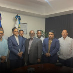 VIDEO: G12 descarta alza de pasajes y acuerda trabajar en conjunto con el Intrant