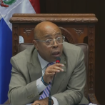 Alfredo Pacheco manda a callar a diputado de la FP: usted no tiene la palabra
