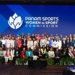 Dulce María Piña participa en el Foro Mujer en el Deporte celebrado en Perú
