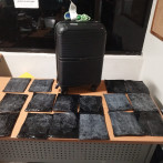 Dominicana intenta transportar a España presunta cocaína en pantalones jeans