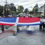 La lluvia no dañó la fiesta: dominicanos desfilan en Nueva Jersey en honor a Barahona