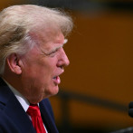 Trump sugiere a portavoz Casa Blanca que deje el cargo tras polémica en su primera semana