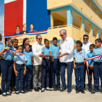 Abinader inaugura dos escuelas básicas en Cancino Adentro y Los Guaricanos