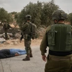 Colonos israelíes atacan a palestinos durante cosecha de aceituna