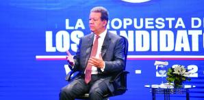 ‘Inventos’ del gobierno no frenan alza de precios, según Leonel Fernández