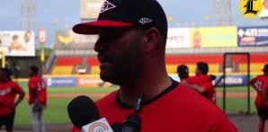 Entrevista a Albert Pujols en Santiago, previo a enfrentar a Yadier Molina y las Águilas Cibaeñas