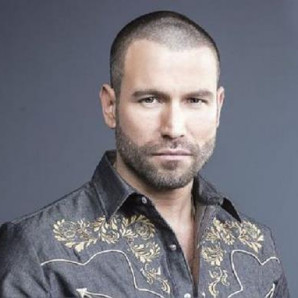 Rafael Amaya protagoniza la octava temporada de "El Señor de los Cielos"