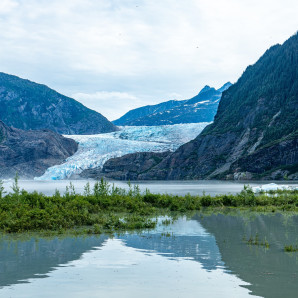 Al menos seis compañías de cruceros han modificado sus itinerarios en Alaska en 2026 debido a los peligros que aún existen en el fiordo de Tracy Arm