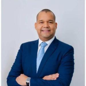 Doctor Armando José Holguín Núñez, exdirector del Hospital Salvador B. Gautier