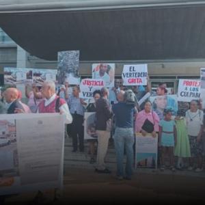 El grupo protestante afirmó que ni los dueños de la fábrica ni ningún responsable ha dado la cara frente a los familiares de las víctimas.<br />