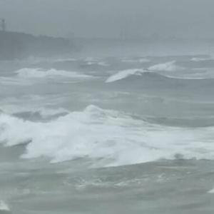 COE advierte alto riesgo marítimo por oleaje anormal en la costa Norte