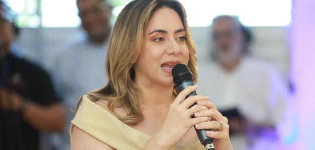 Gloria Reyes, directora de Supérate