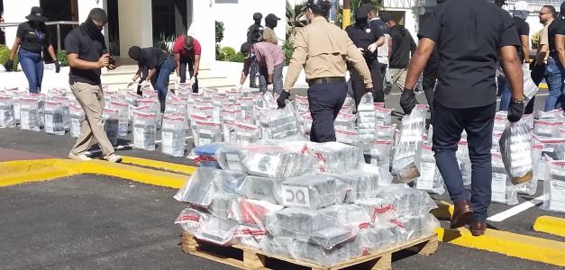 La Dirección Nacional de Control de Drogas (DNCD) decomiso 9.5 toneladas de sustancias narcóticas.