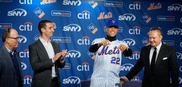 Juan Soto luego de firmar el contrato con los Mets de Nueva York.